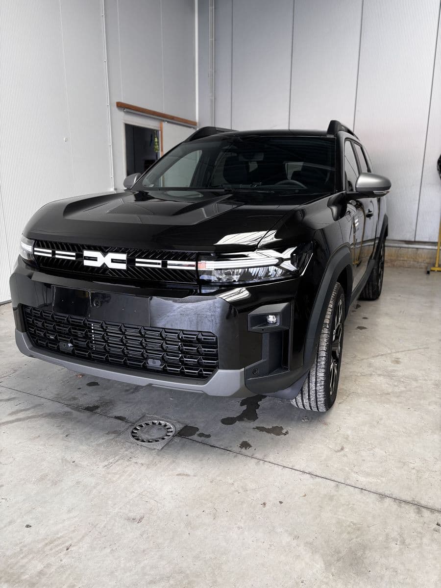 Dacia Duster — Exterieur & Interieur — exterieur zijkant