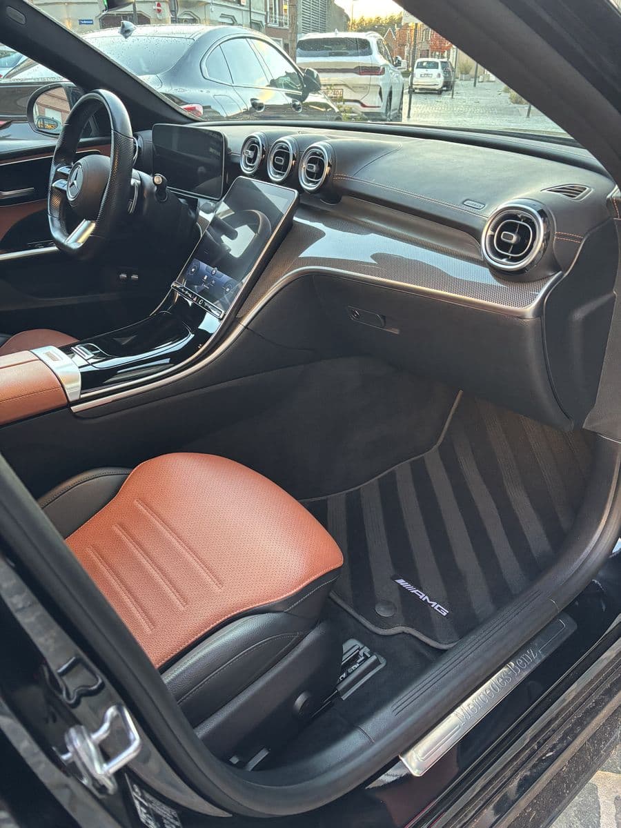 Mercedes-AMG — Leder Interieur — stoel detail